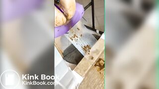 She loves to shit