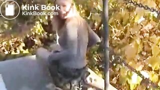 beautiful blonde pooping