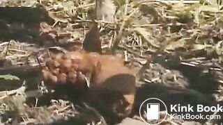 Pretty amateur ass is ready to produce some turds - Scat Video Collection