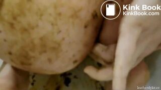 Russian brunette smoke & shit in kitchen+bathroom