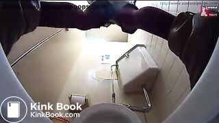 Webcam in public Japanese toilet - Unsensored Japanese scat porn videos
