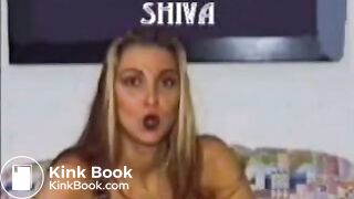 German Mistress toilet sub