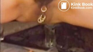 German Mistress toilet sub