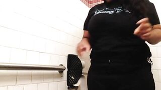 SCAT: Thick Ebony Bitch on Toilet
