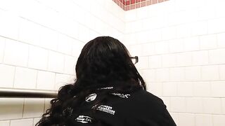 SCAT: Thick Ebony Bitch on Toilet