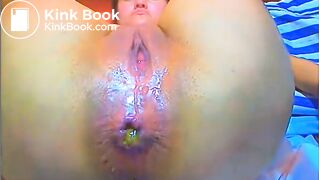 latina straining to shit