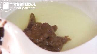 shit games with a chamber pot