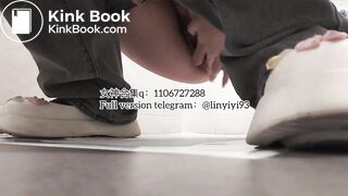 The girl excreted profusely in the toilet 93