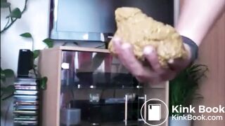 Perfect butt babe shit on her hand