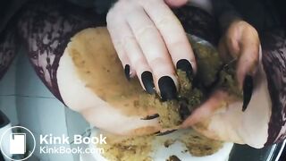 Hot scat pussy playing