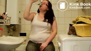 Who is she? Fun in Bathroom