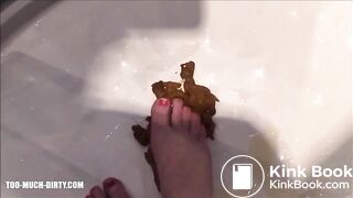 Girl shit and piss in the shower and put her feet on it