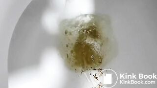 Hot blonde pooping