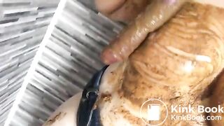 Hot chubby girl hot shit play in the shower