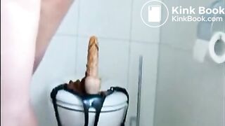 Mature lady anal masturbating with dildo and shitting on it