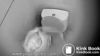 Blonde's toilet blocker