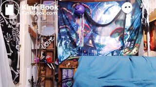 Emilylove86 - A big desperate shit