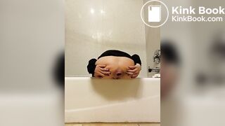 Very constipated lady