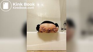 Very constipated lady