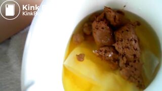 Blonde poops in potty