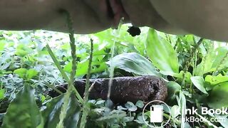 Urgent outdoor poop