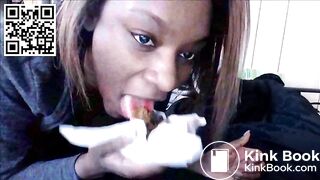 Ebony eat her own shit