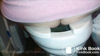 Girl pooping while chatting to her lover