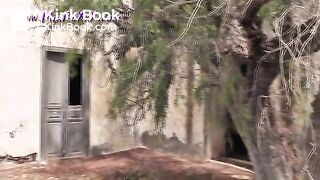 Pooping in an abandoned building in the desert