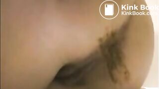 Milf is showing her pulsating asshole with shit