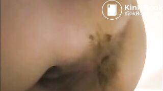 Milf is showing her pulsating asshole with shit