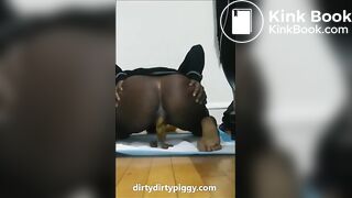 Ebony babe shitting doggystyle