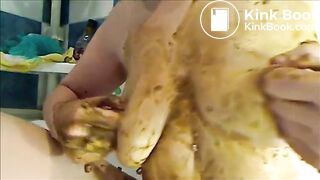 Mature woman smearing shit on her tits