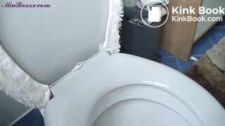 Pregnant Mia  pooping in toilet