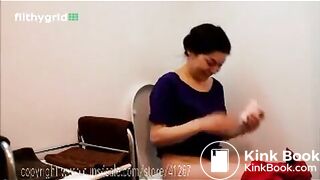 Brunette Girl Poops 11