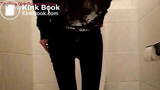 Brunette Girl Poops 5