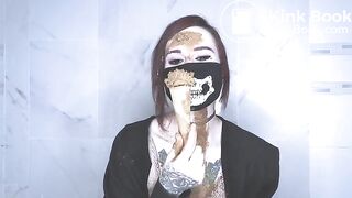 Scat woman
