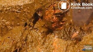 Betty covers herself completely in cowshit