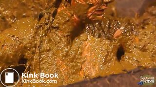 Betty covers herself completely in cowshit