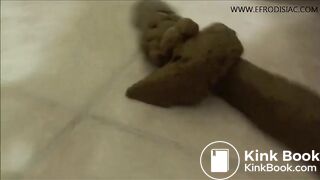 Naomi dropping an urgent poop