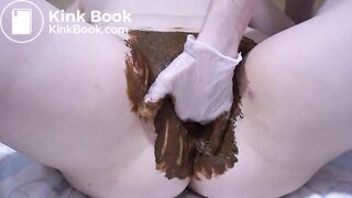 Frozen shit inside my pussy fuck smearing