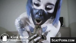 Teen Gives Wicked Scat Blowjob On Her Bed And Gets Nice And Messy