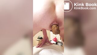 Squeaky fart and juicy poop