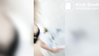 Bella_kackt_beim_Fotze_reiben 1