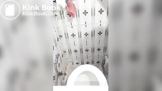 Pooping toilet