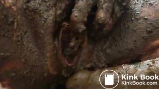 Scat filled pussy fucked by big black toy