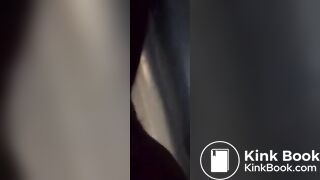 Elle chie puis lèche son étron - ThisVidcom