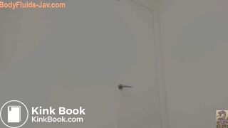 pressar och sen inser att hon måste krysta 1