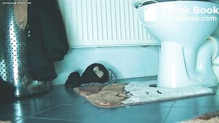 Small asshole Monster logs