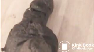 Hot ass babe shitting a big load