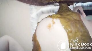 Elecebra - Incredible mass diahrrea swallowing